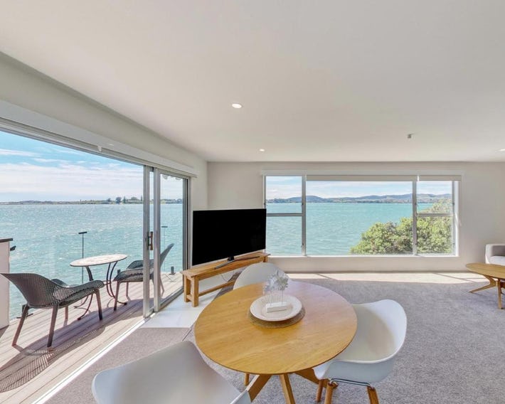 Harbour View Motel and Waterfront Apartments