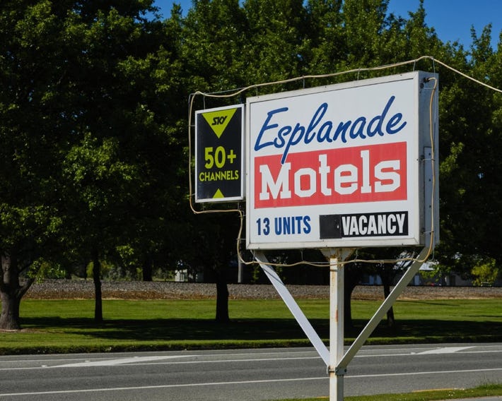 Esplanade Motels