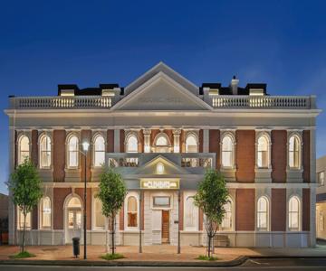 The Clements Hotel