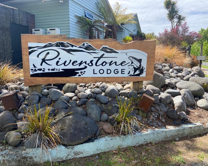 Riverstone Lodge