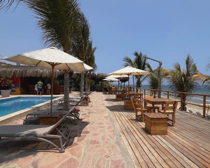 Baja Canoas Hotel