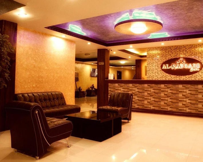 Al-Raddadi Suites
