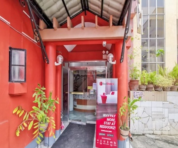 RedDoorz Near Davao Doctors Hospital