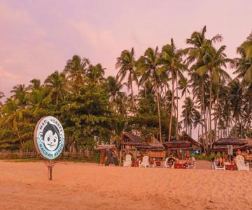Mad Monkey Hostel Nacpan Beach