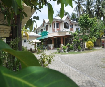 Hiland Beach Resort