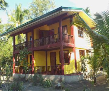 Gustav's Place Beach & Diving Resort