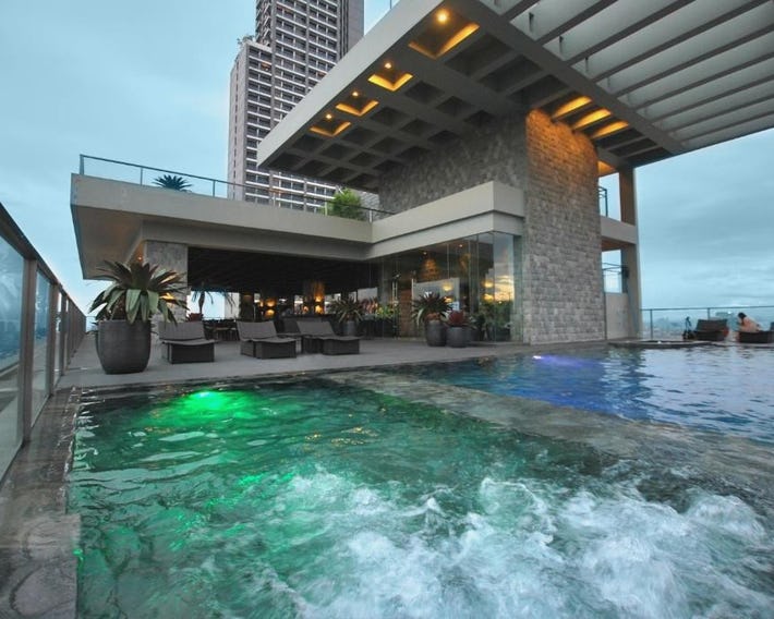 City Garden Grand Hotel