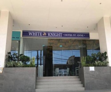 White Knight Hotel Saint Anne