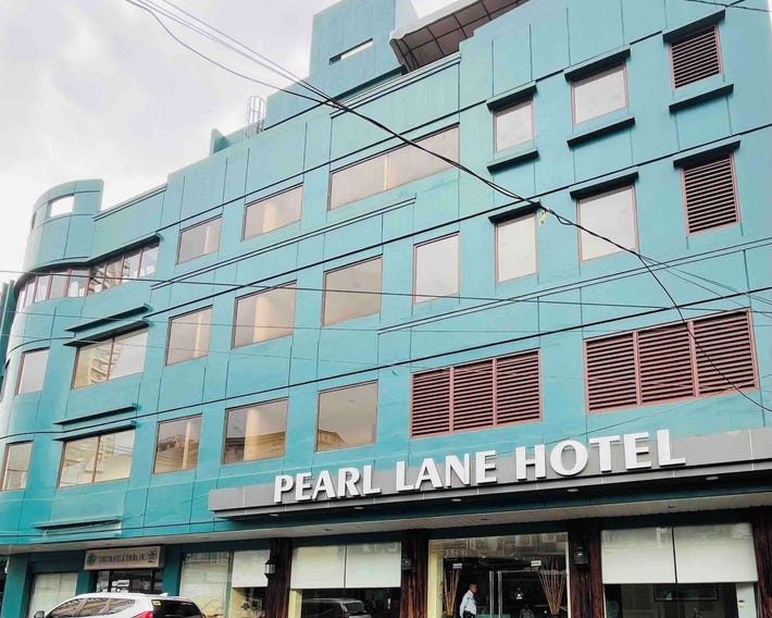 Pearl Lane