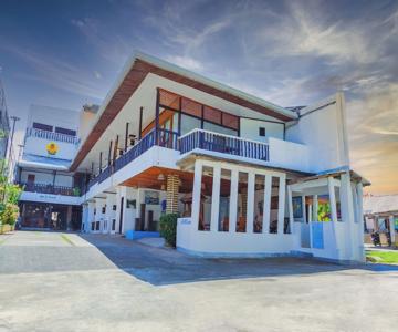 Anda De Boracay White Sand Resort