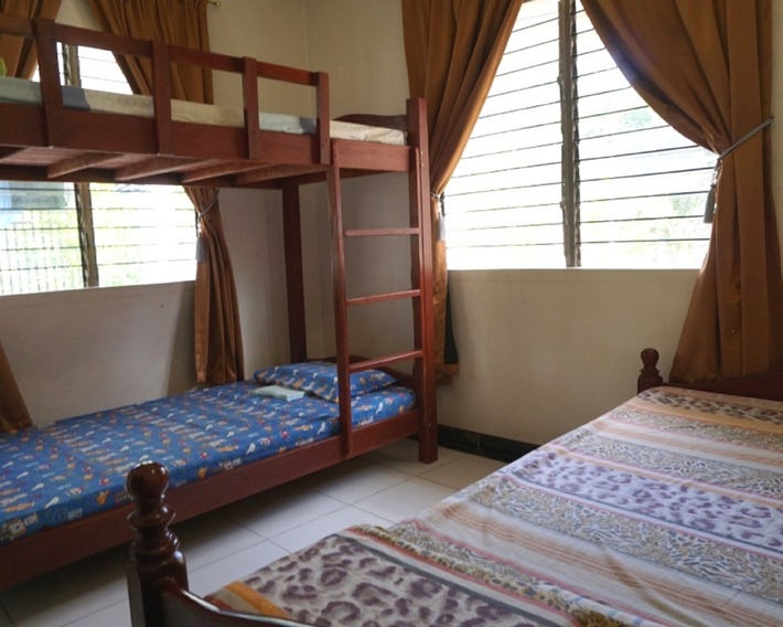 Luzmin-BH Lodging House - White House