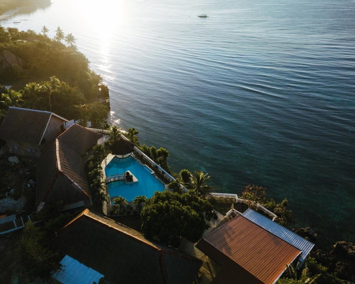 Cliffside Resort