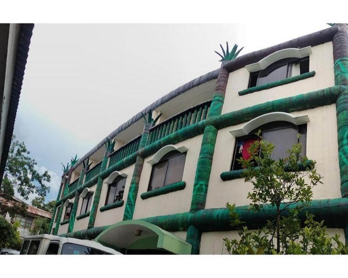 OYO 800 DDD Habitat Dormtel Bacolod