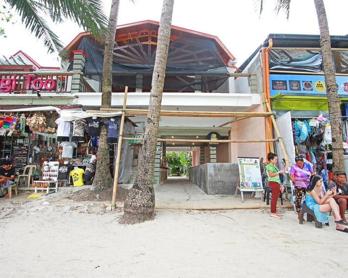 Nigi Nigi Too Beach Resort