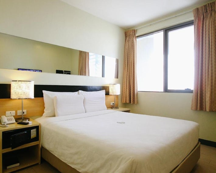 Go Hotels Iloilo