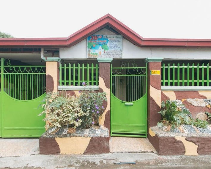 JBs Transient House