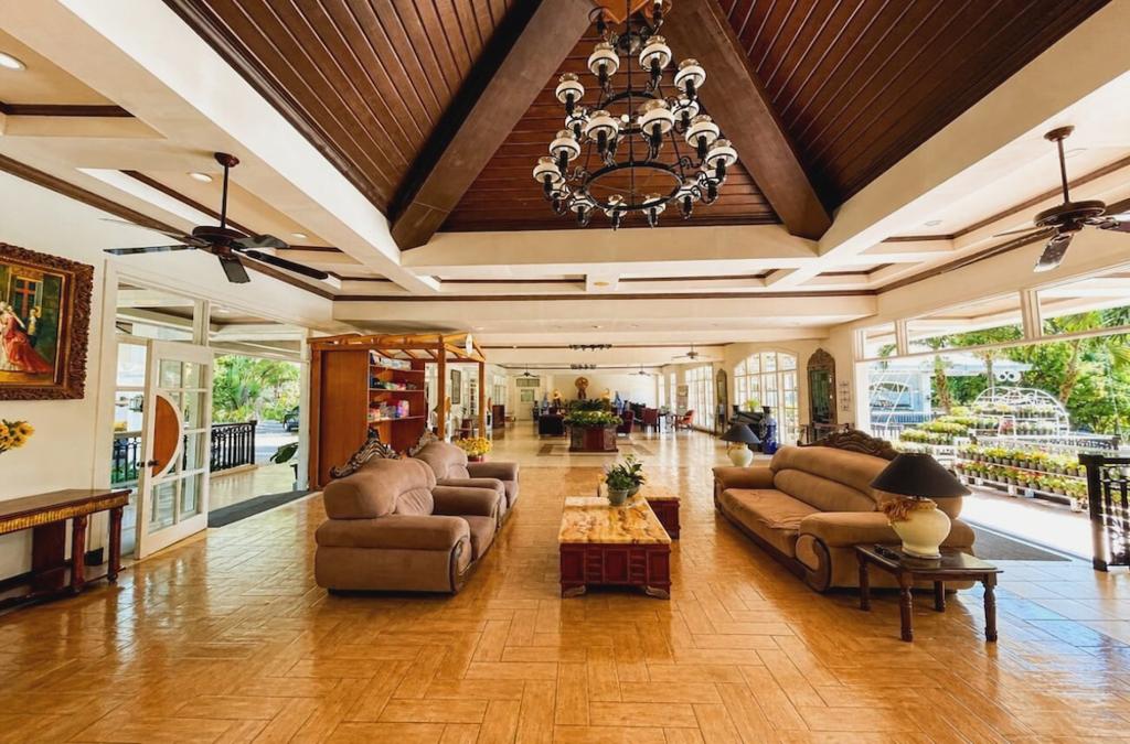 Forest Crest Nature Hotel and Resort