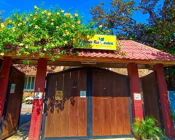 Monte Rio Gardens Bed & Breakfast