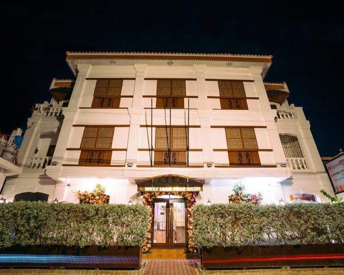 West Loch Park Hotel Vigan