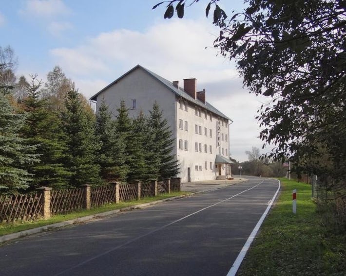 Osrodek Wypoczynkowy "Hotel Korona"