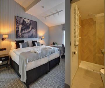 Oak Rooms