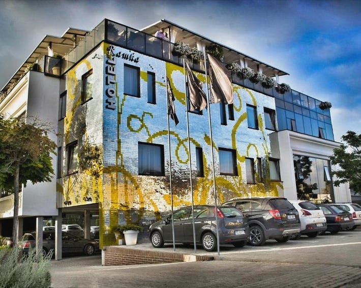 Hotel Ramka & Restaurant & Wine Bar