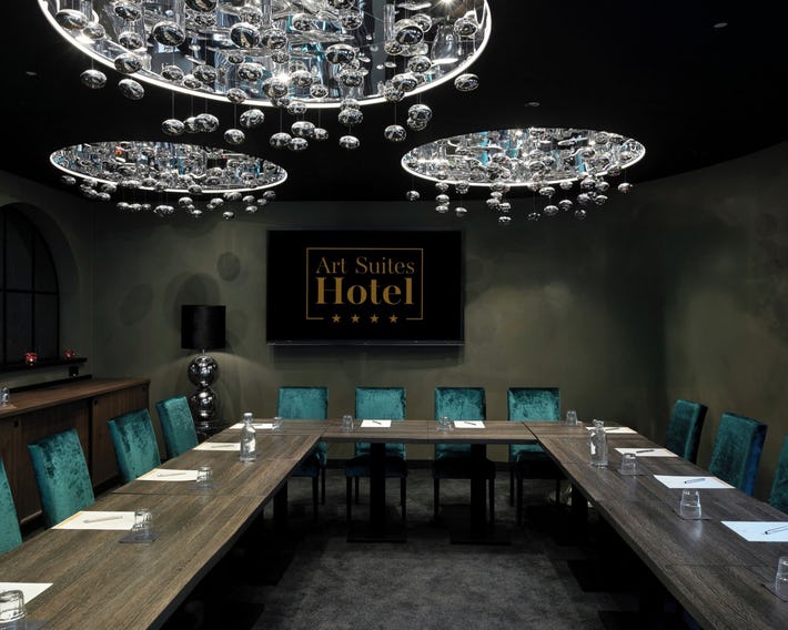 Art Suites Hotel