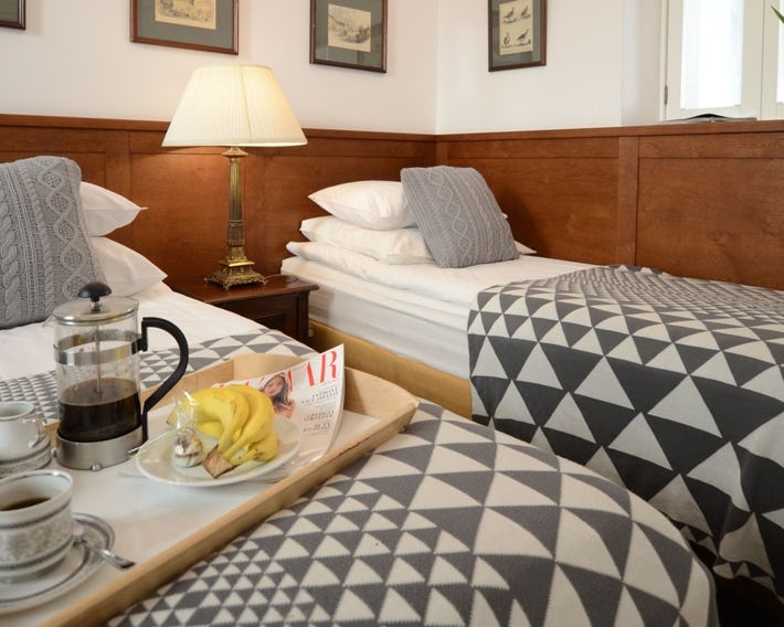 Crystal Suites Old Town