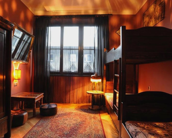 Hostel Deco