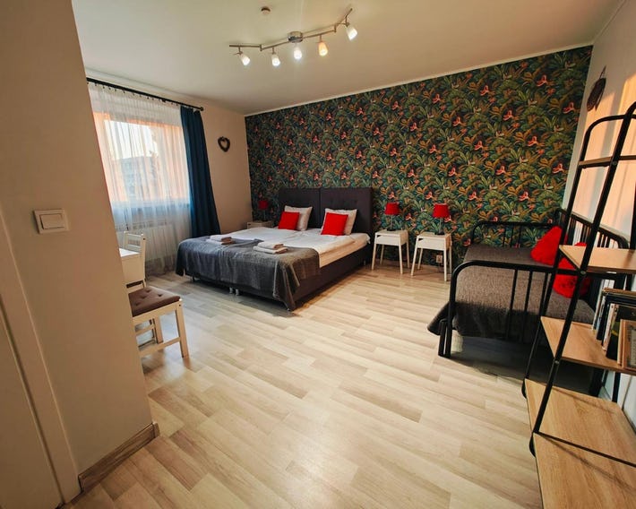 7th Room Guest House