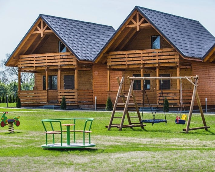 Two-storey Holiday Cottages, Plesna
