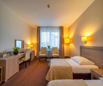 Hotel Gromada Arka