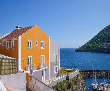 Mid-Atlantic Boutique Hostel