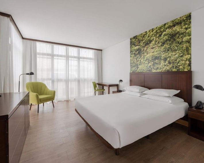 Neat Hotel Avenida