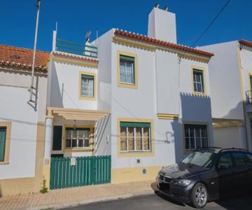 Milfontes' Shelter