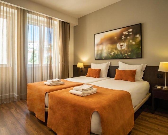 Riversuites