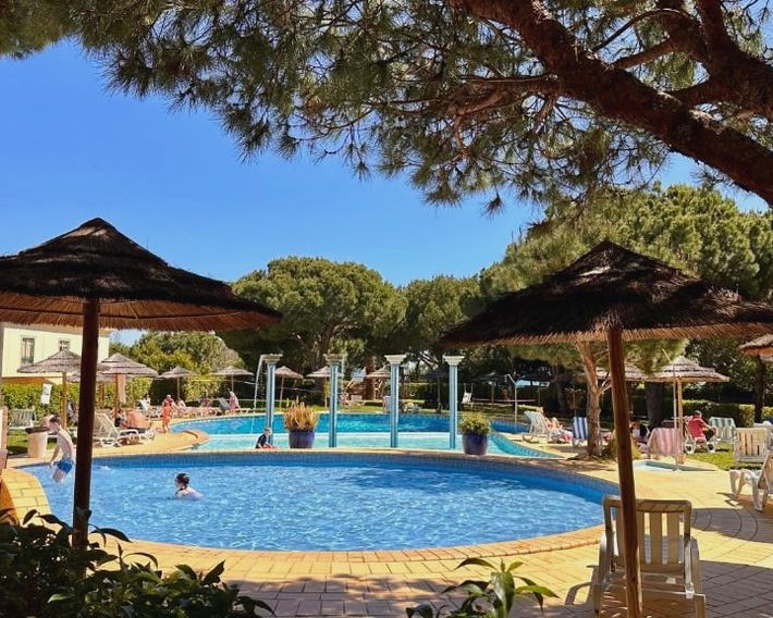 Bicos 303 - Shared Pool - 6 Guests - Albufeira