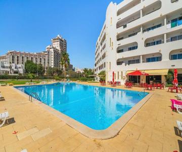 Artens 407 Dream Lodging