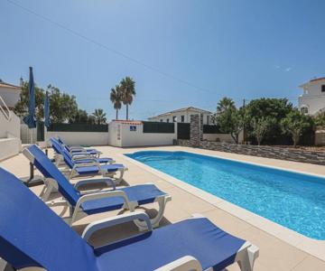 Apart Quinta dos Martins - swimming pool - BY BEDZY