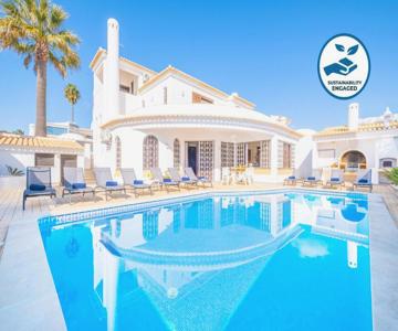 Villa Molucas - Moradia encantadora com piscina aquecível e BBQ - Albufeira