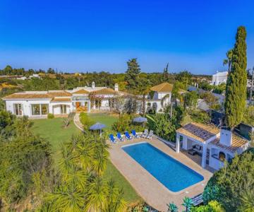Villa Casa do Amendoal by Villa Plus