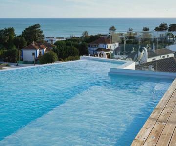 Panoramic N Apartment - Rooftop Pool & Sea View & Garage & Bbq