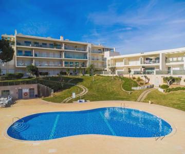 Balaia Residense Penthouse 2 Bedroom Apartment with Pool