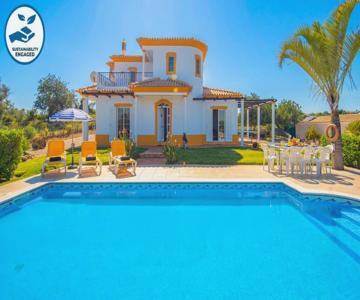 Villa Muriwai - Elegante moradia com BBQ e piscina aquecível - Armação de Pêra