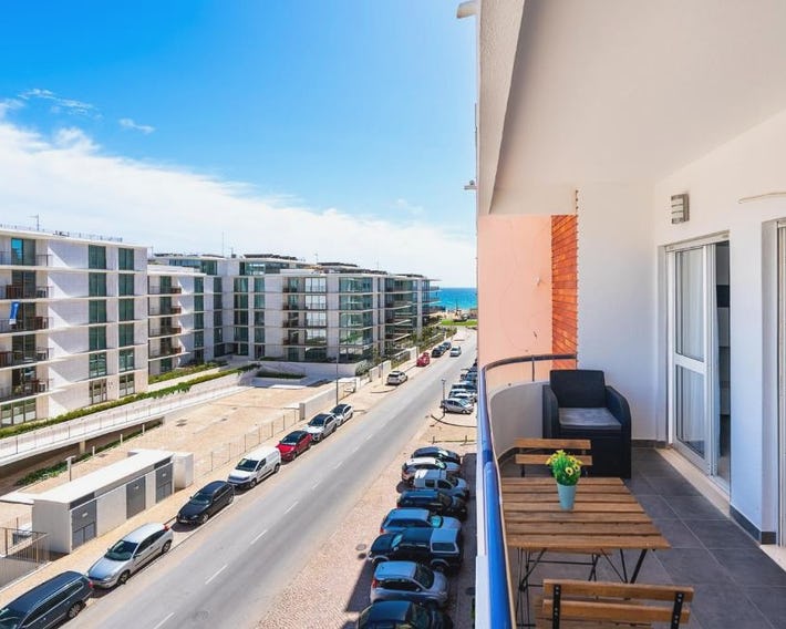 Beachfront apartment in Armação