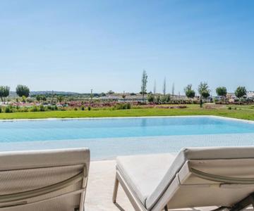 Beachfront Garden & SPA - indoor and outdoor pool