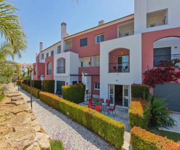 O Pomar at Cabanas by Cara Rentals