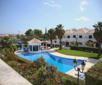 Casa Simão - Cabanas Village