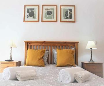 Lovely Apartment In Carvoeiro By The Beach