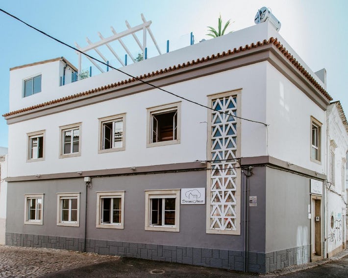 DREAMS HOUSE